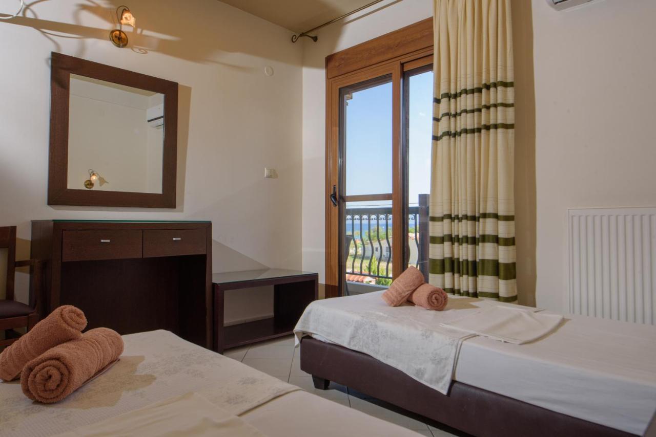 Hotel Alkionis Ierissós Ngoại thất bức ảnh